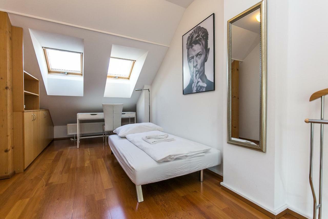 Апартаменты Attic By Wenceslas Square